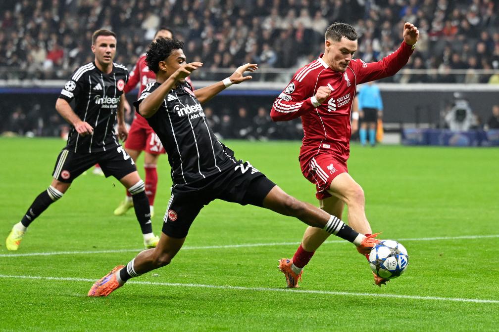 英雄联盟赔率-赛地聚焦：欧超杯清晨热度飙升，利物浦止住颓势，话题不断，阵容厚度经受考验(利物浦转会最新消息)